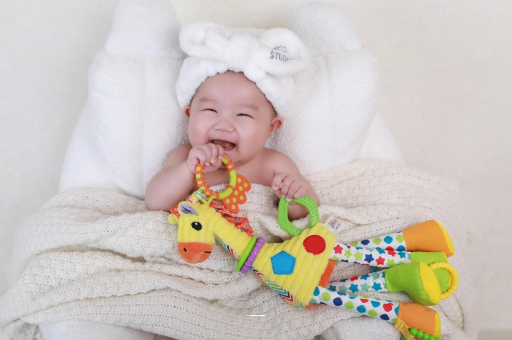 景德镇宝宝的口欲期